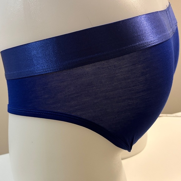 Men's Blue Briefs - Picture 5 of 10